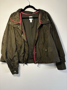 Livi Active Olive Green Windbreaker Jacket with Pink Trim
